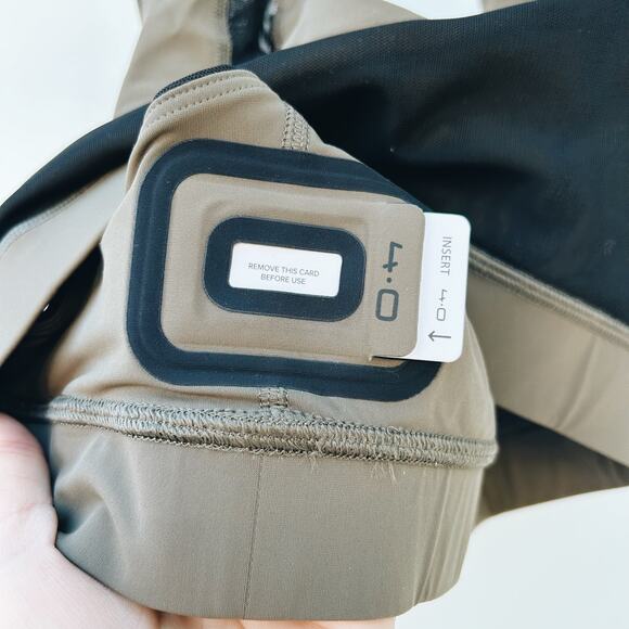 Whoop Any-Wear Sports Bra Workout Gear 4.0 Olive Green Medium Racer Back - Picture 8 of 9